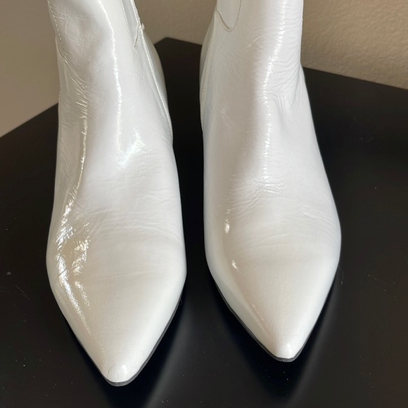 Jeffrey Campbell Muse White Ankle Boots - Picture 5 of 12